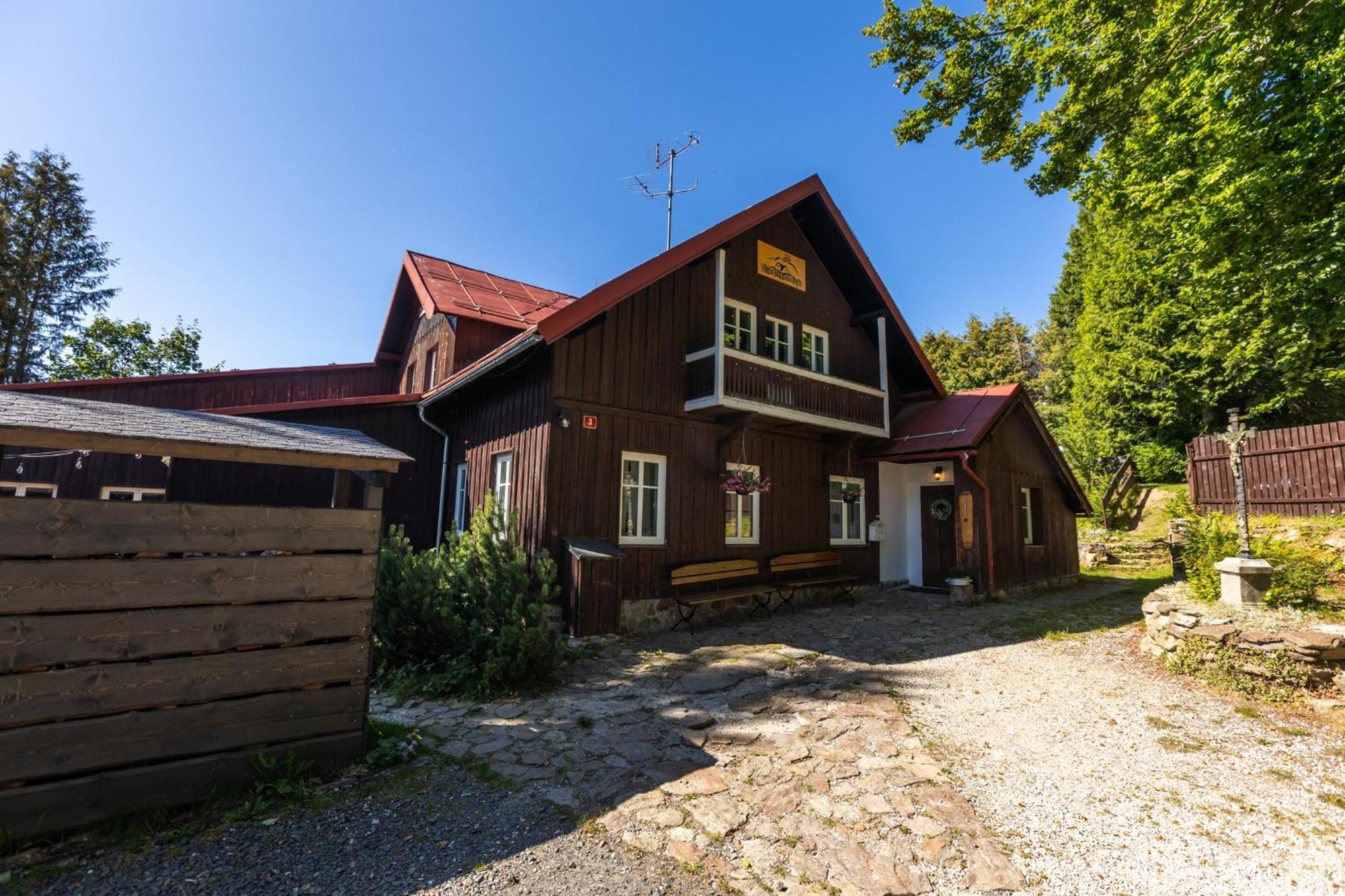 Belvederska Chalupa Hotel Zelezna Ruda Exterior photo